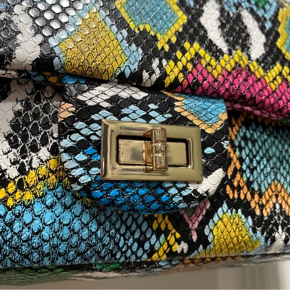 Multicolor Snake Skin Texture Tropical Handbag Purse Chic Resort Festival 10x5x3 - Picture 4 of 6